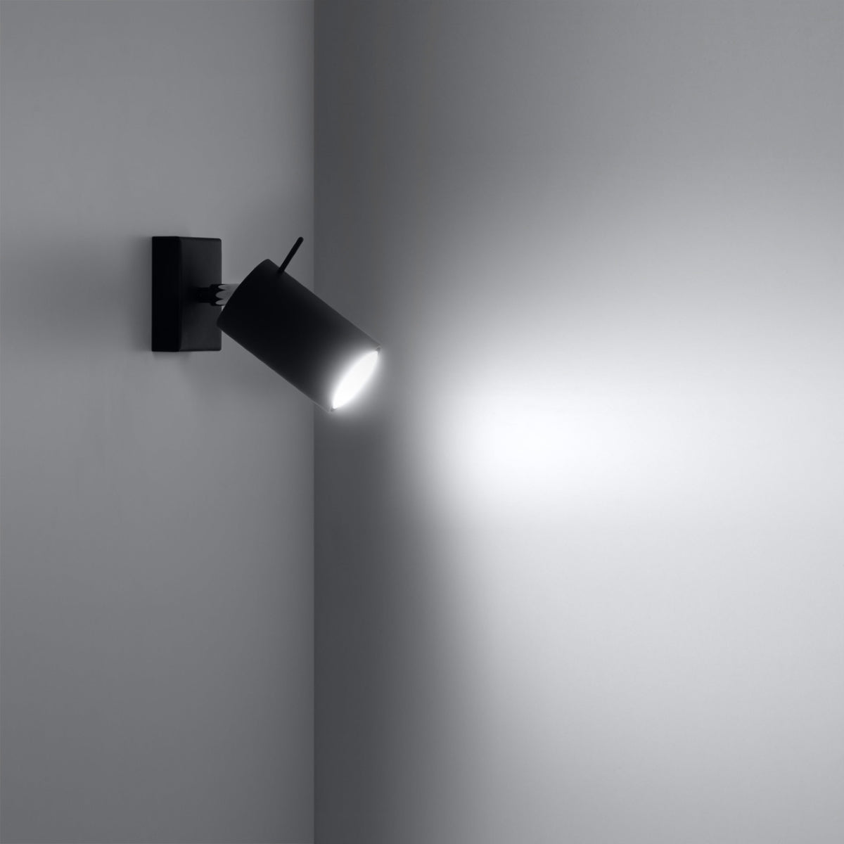 Wandleuchte RING schwarz ein Schalter Sollux Lighting