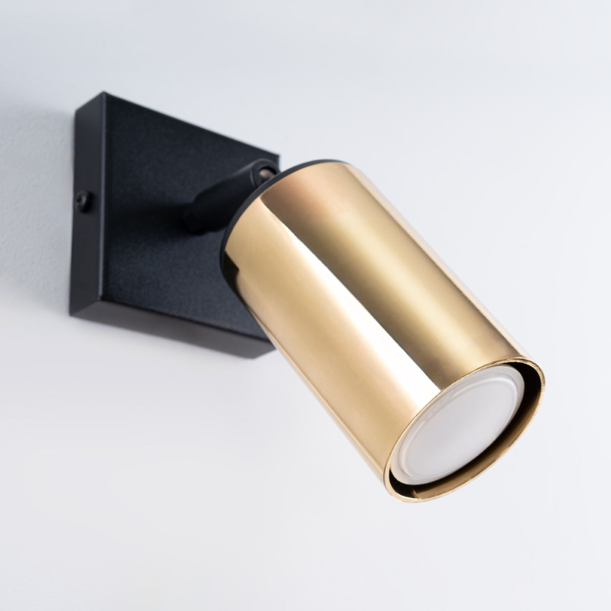 Wandleuchte WINX schwarz & gold Sollux Lighting