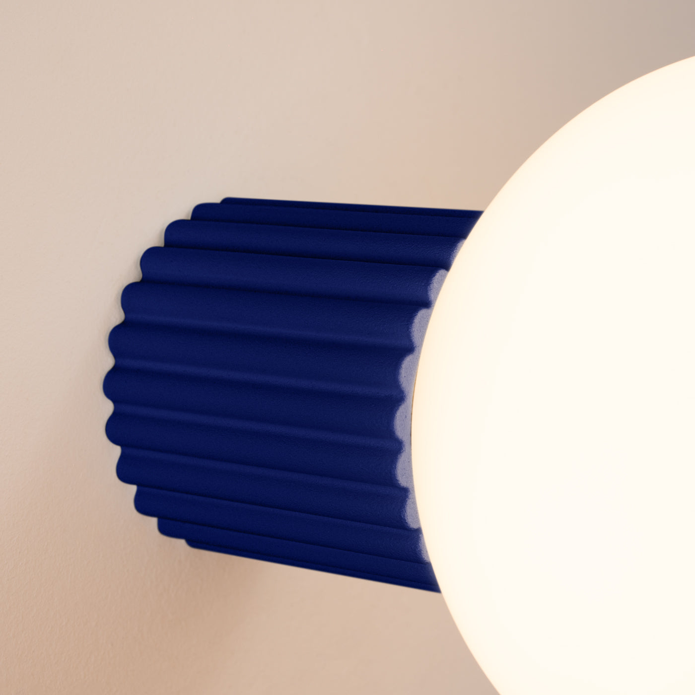 Wandleuchte HALO ultramarin IP44 Sollux Lighting