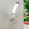 LED Wandleuchte Außenleuchte Curve 15W neutralweiß IP54 - Ausführung: Weiß mit Sensor