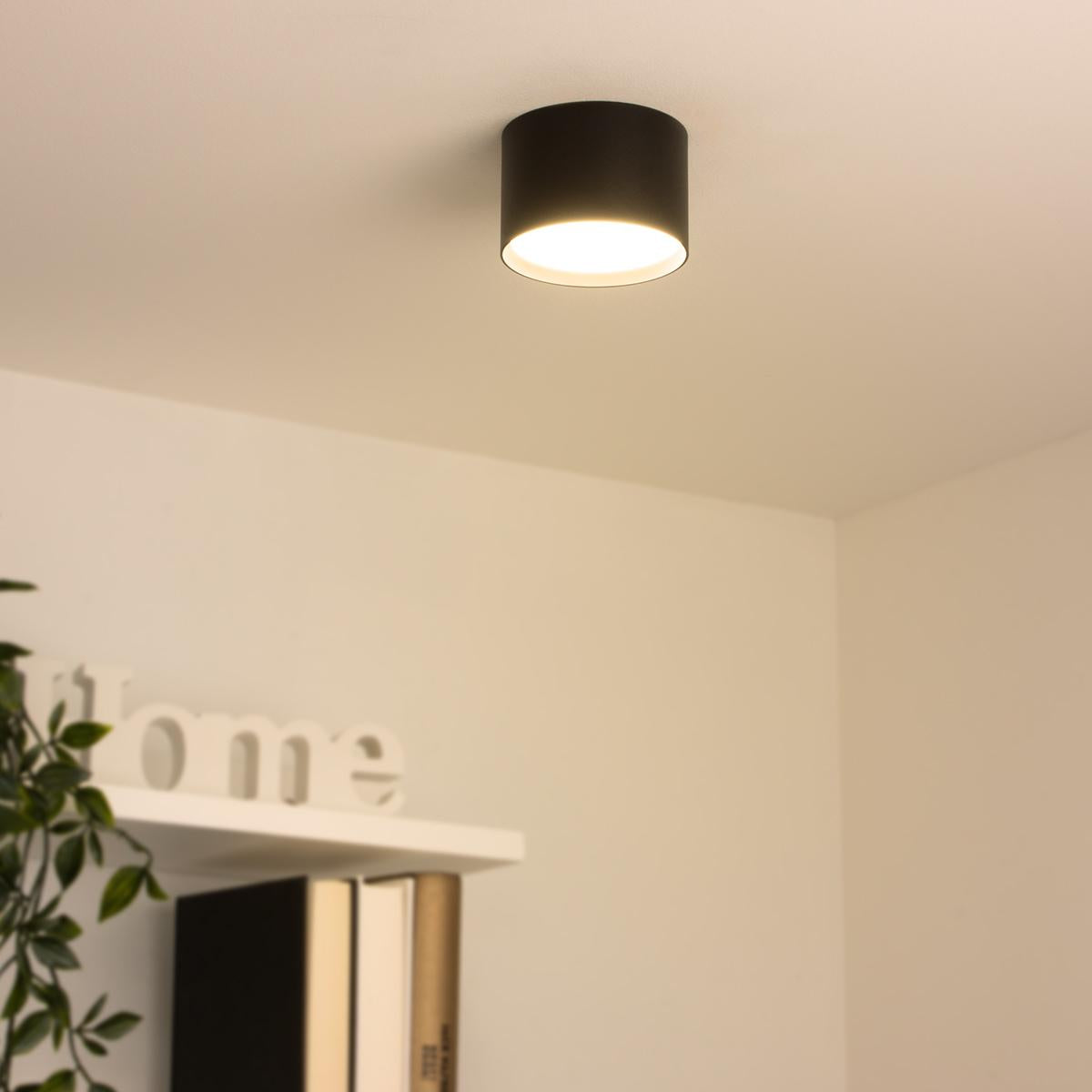 Flache Aufbauleuchte GX53 - Farbe: schwarz - Leuchtmittel: 6W warmweiß