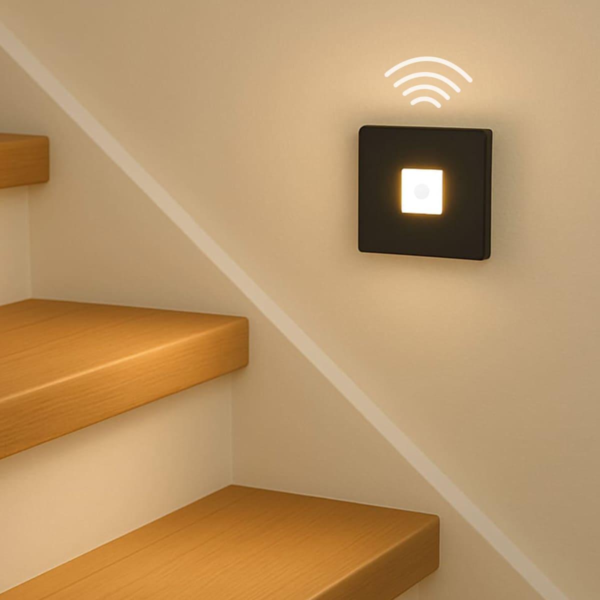 Treppenleuchte NEO eckig Warmweiß - Farbe: Schwarz - Ausführung: mit Bewegungsmelder
