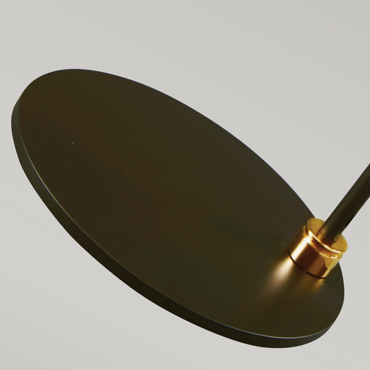 Tischleuchte Balance (messingfarben) 1x - Elstead Lighting