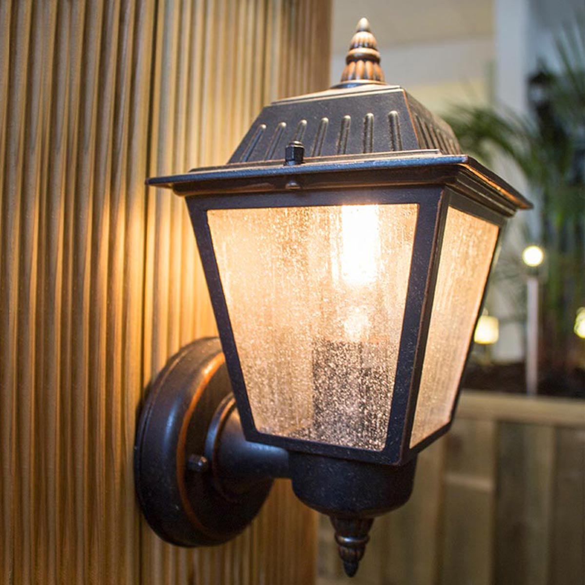 Außen-Wandleuchte Highnam (bronzefarben) 1x - Elstead Lighting