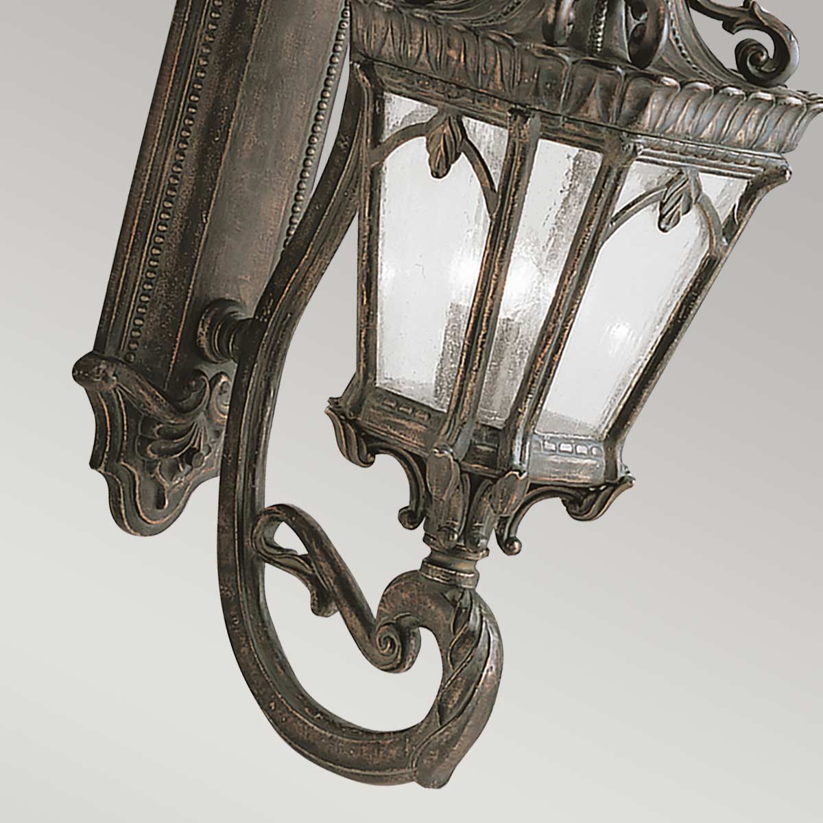 Außen-Wandleuchte Tournai (antik bronzefarbene mit dunkler Patina) 4x - Elstead Lighting