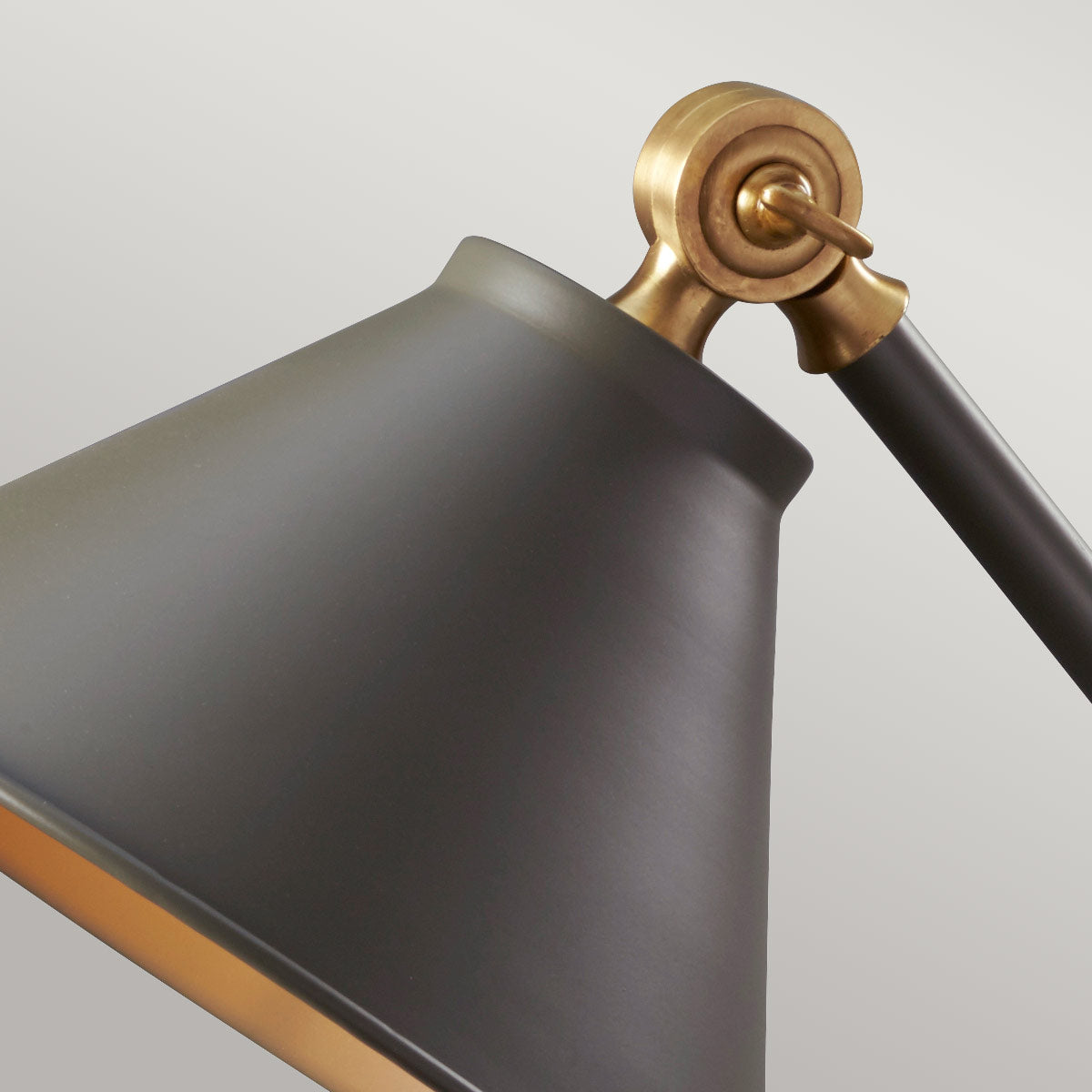 Tischleuchte Provence Element (messingfarben) 1x - Elstead Lighting