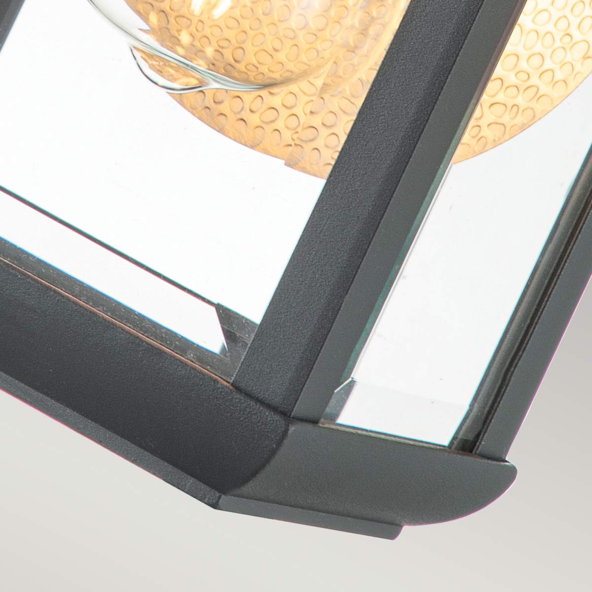 Außen-Wandleuchte Byron (Graphite with Pewter Reflector) 1x - Elstead Lighting