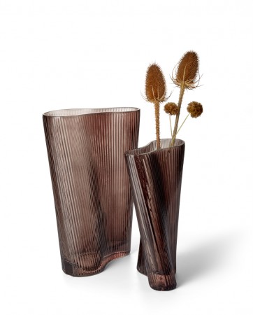 Leo Vase, geriffelt, L Philippi