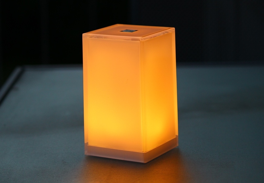LED Tischleuchte CUB 6er-Pack (7,4x13,4cm) Acryl – Akku – App-Steuerung