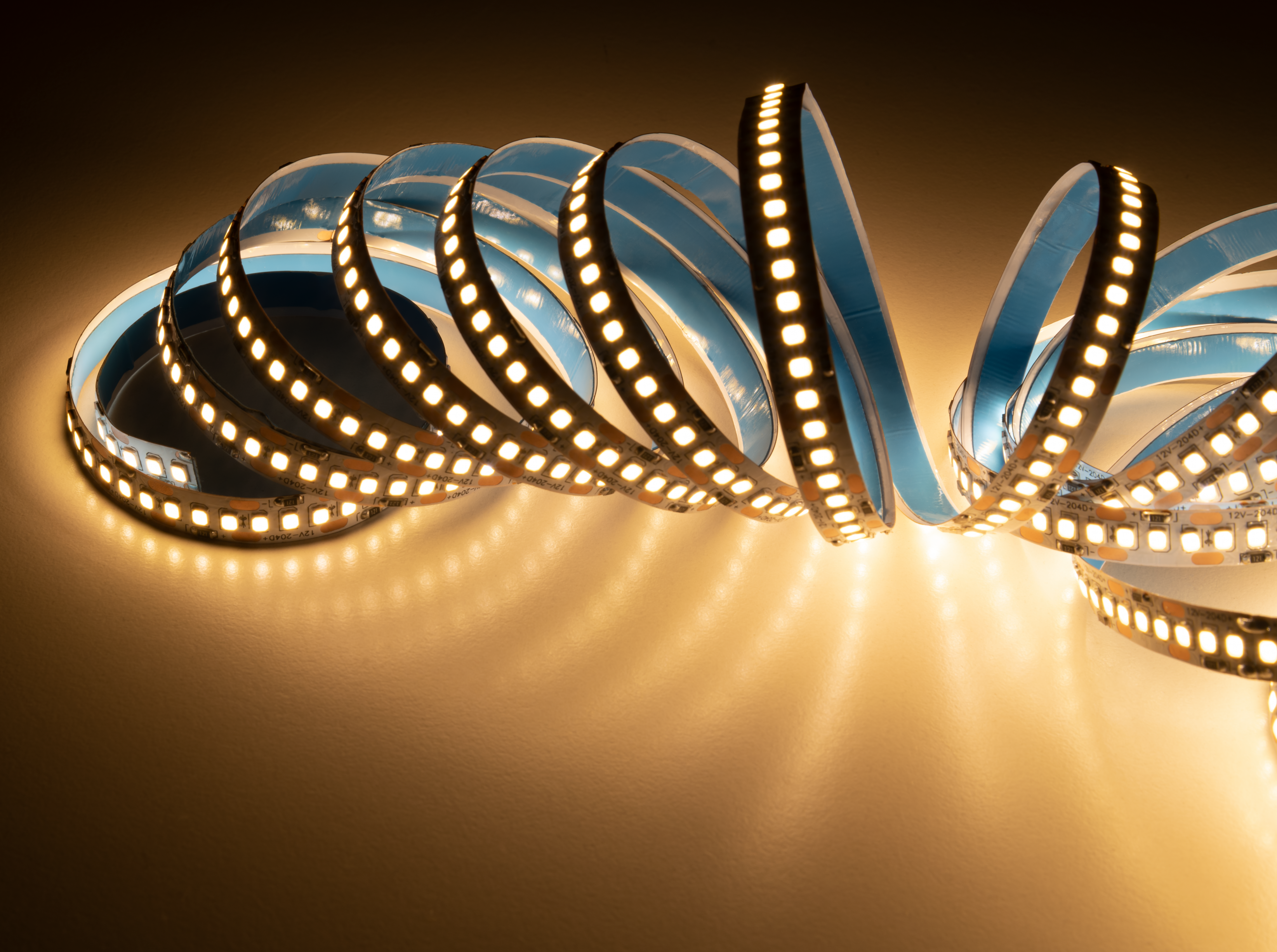 LED-Stripe LEDeco, 1700lm/m, 204LEDs/m, 16W/m, 3000K, IP20, 5m Rolle